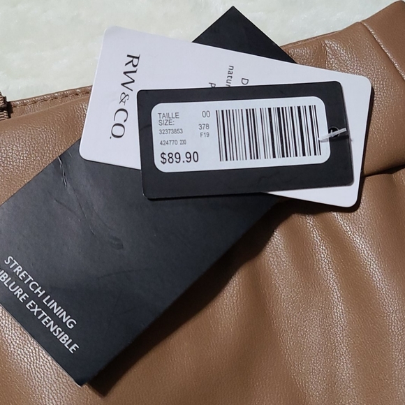 Sexy Women's Skirt - Picture 4 of 7